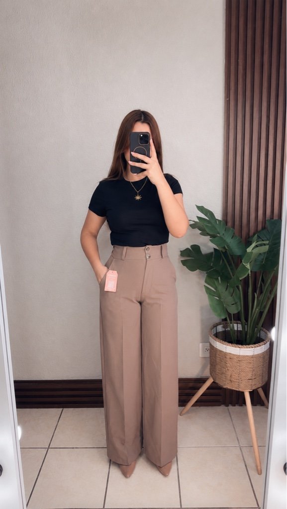 Pantalón con Botones Moca
