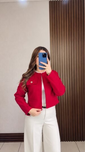 16560236-80db-5521-80c9-0e9e564af831.jpg Chaqueta Corta de Paño Rojo