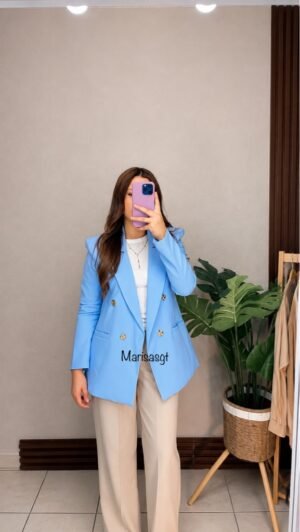2be4f3a4-6554-5e83-ba83-bf5f14701b72.jpeg Blazer Boton Zucarita Celeste