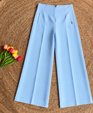 Pantalon de pinzas Nikki  celeste