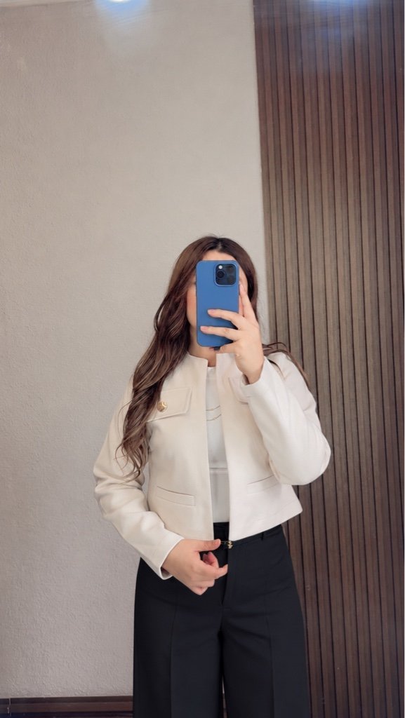 Chaqueta Corta de Paño Cremita