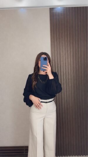 Blusa Estilo Linterna Negro