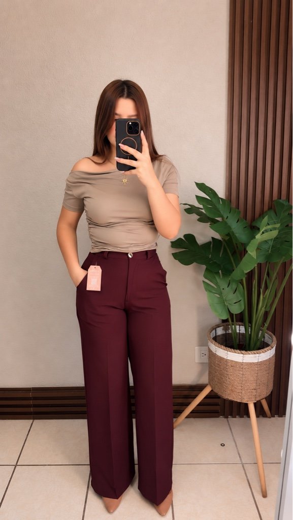 Pantalón con Botones Vino