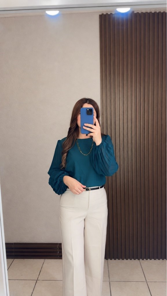 Blusa Estilo Linterna Verde Botella