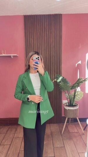 9ef3adf5-ce1a-52c1-9bbd-f2d7b2978a0b.jpeg Blazer con Forro 4/B Verde Perico