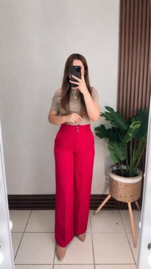 b51b7d51-b496-5a5b-a184-5dc480689559.jpg Pantalón con Botones Rojo