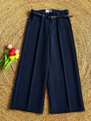 be7769b8-7eef-502c-ac70-5fe1e0aadadf.jpeg Pantalón Culotte/corto Azul Marino