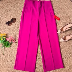 d69f8fbb-a725-5f74-b34d-36568a464a2a.jpeg Pantalón de Pinzas Magenta