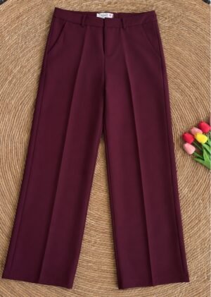 df2e6d20-6ea3-57d5-9be9-d8cf89a77dc1.jpg Pantalón de Vestir Corte Recto Corinto