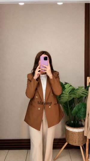 e52218eb-512d-50d5-bfd4-7cab37a8bd37.jpeg Blazer Boton Zucarita Camel