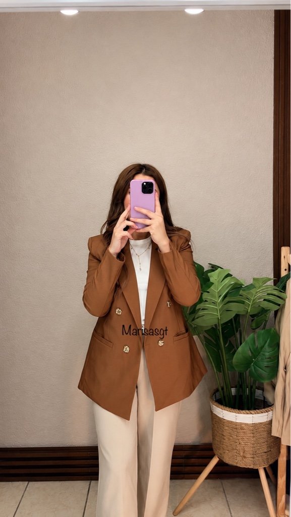 Blazer Boton Zucarita Camel