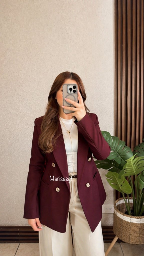 Blazer Boton Zucarita Vino