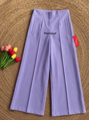 ebcc1fa3-1c4c-510a-8e68-404363723132.jpeg Pantalón de Pinzas Lila